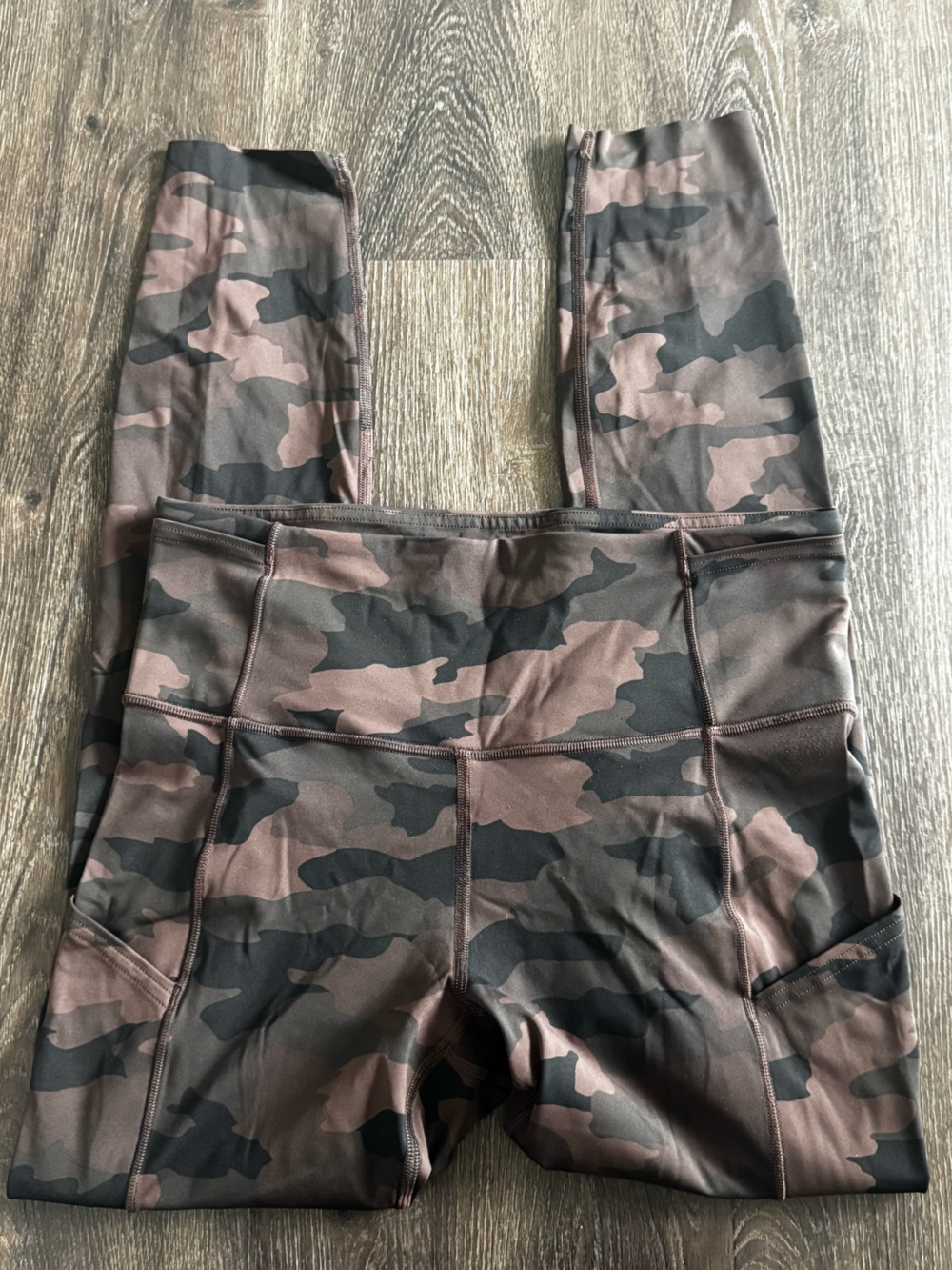 High-Rise Camo Pocket Leggings - Brown Camouflage